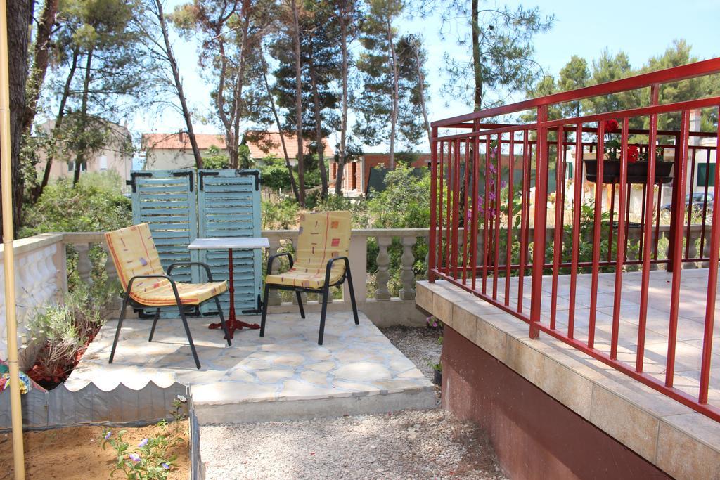 The White House Croatia Apartamento Bibinje Quarto foto