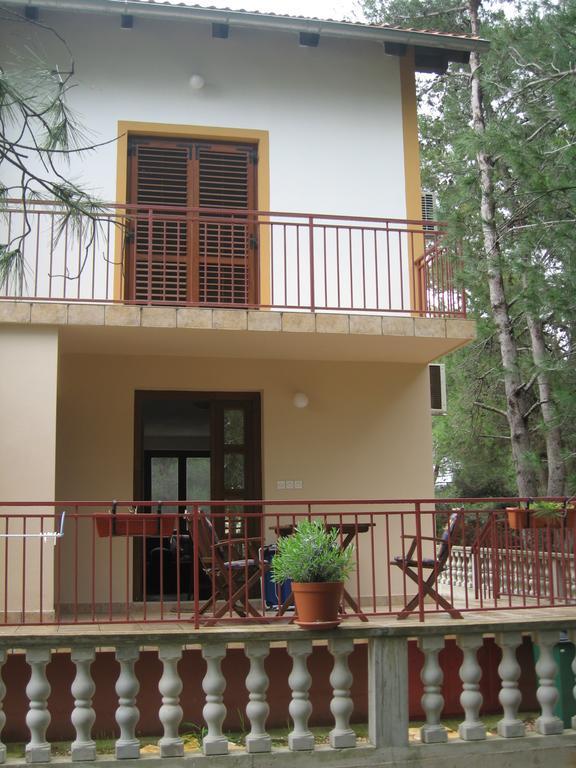 The White House Croatia Apartamento Bibinje Quarto foto